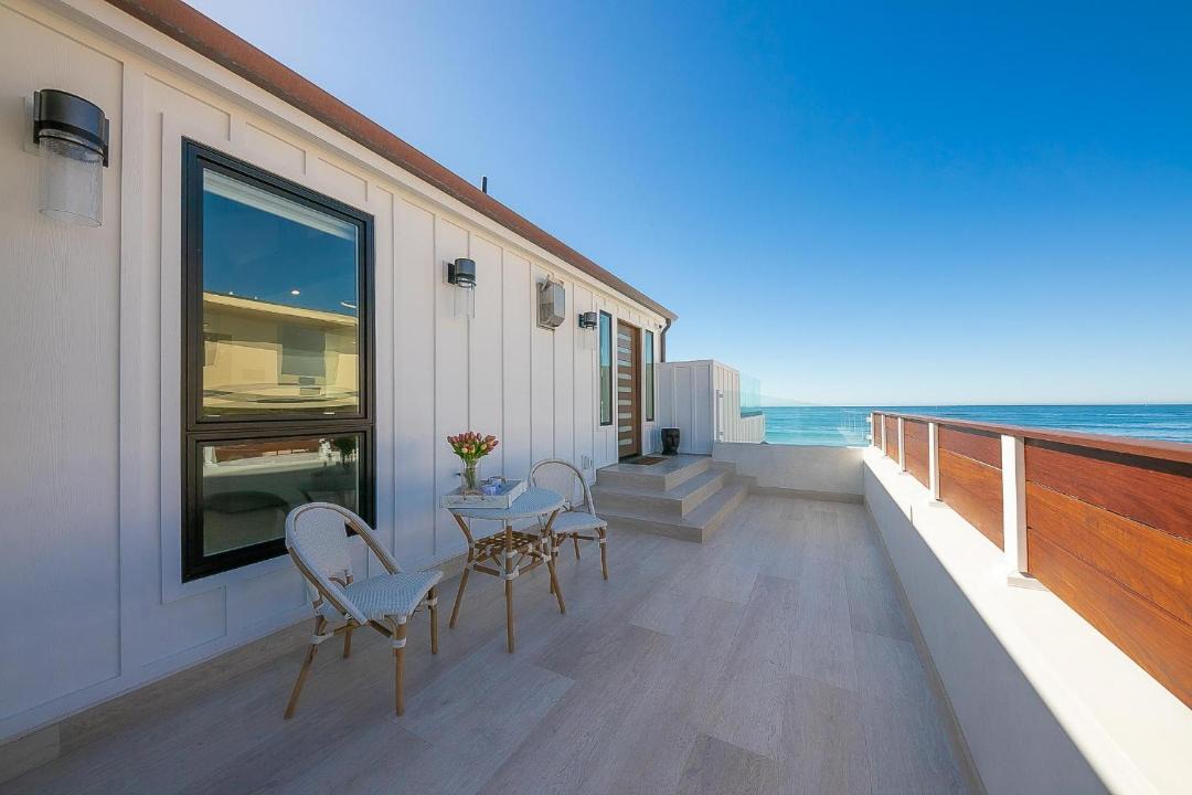 Photo of Patio Balcony in Beach Barber Tract