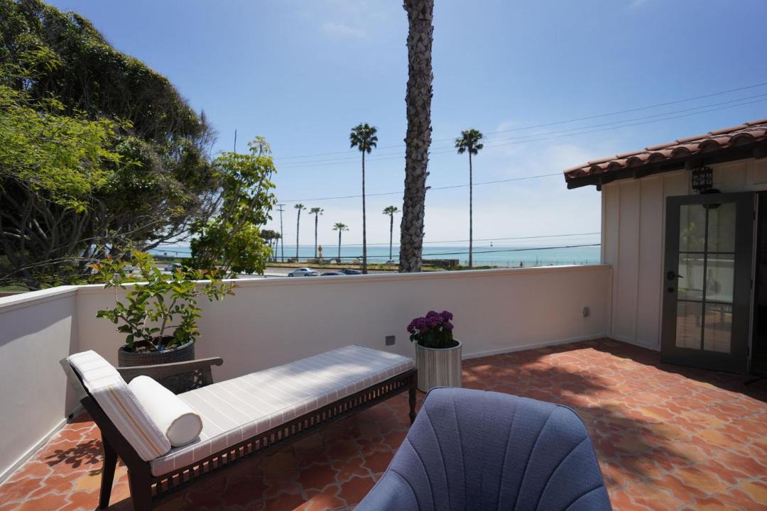 Photo of Patio Balcony in Capistrano Beach