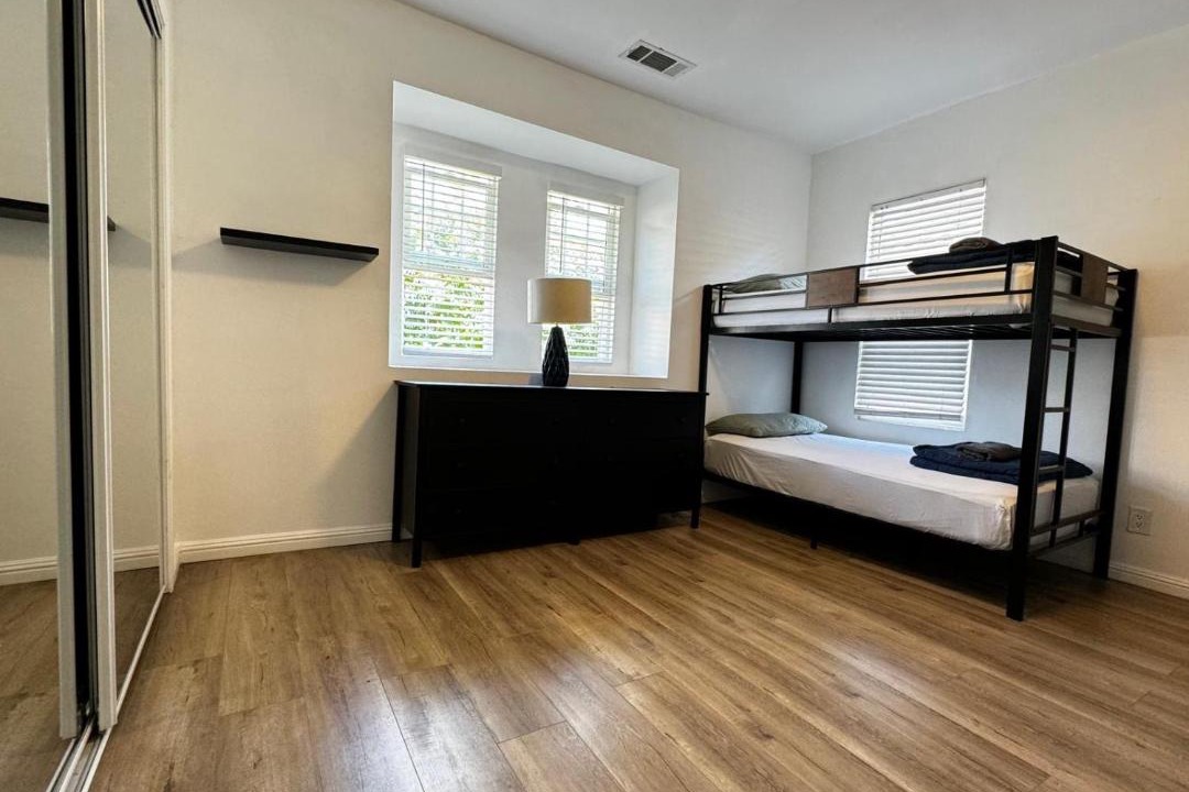 Photo of Bedroom in Westlake South