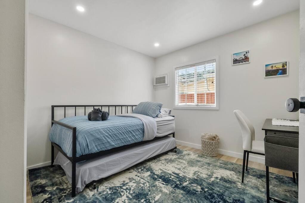 Photo of Bedroom in Los Angeles