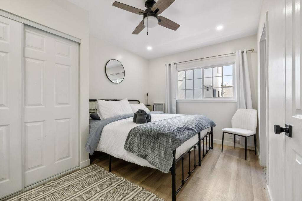 Photo of Bedroom in Los Angeles