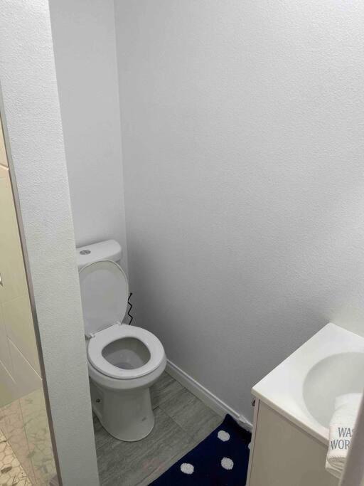 Photo of Bathroom in West Rancho Dominguez