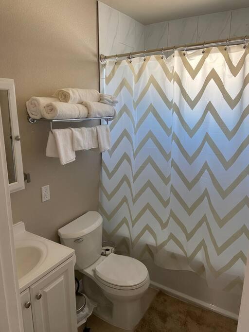 Photo of Bathroom in West Rancho Dominguez