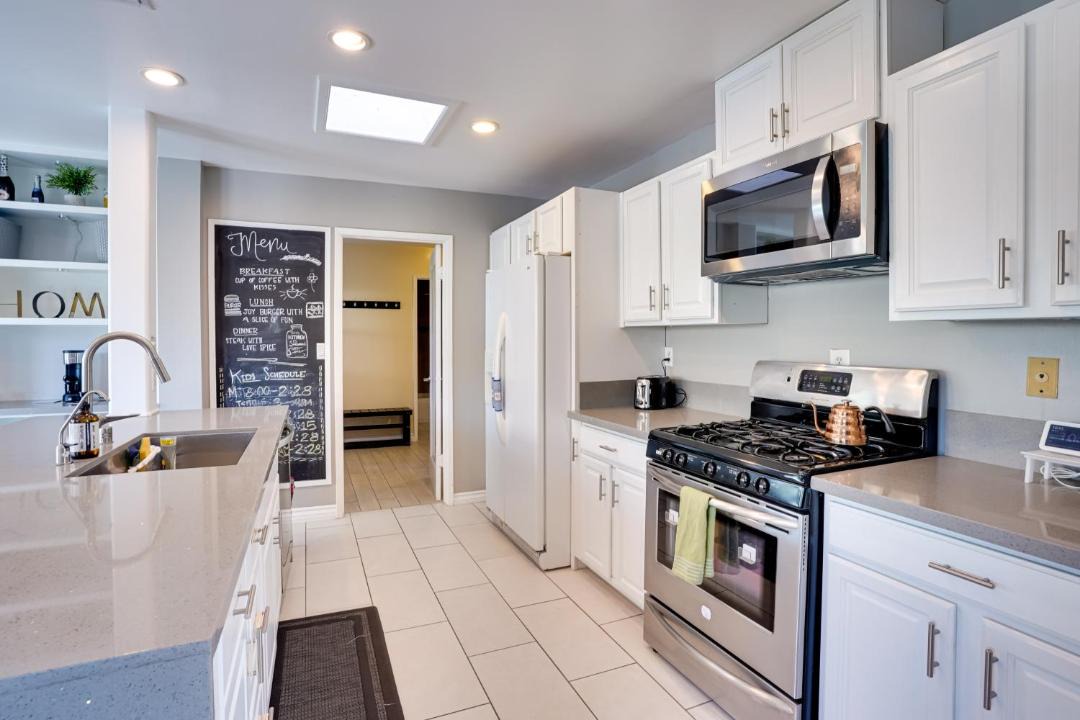 Photo of Kitchen in North Tustin