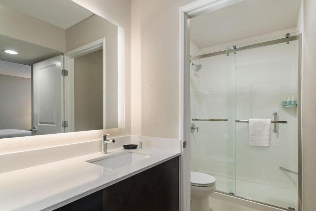 Photo of Bathroom in Harbor