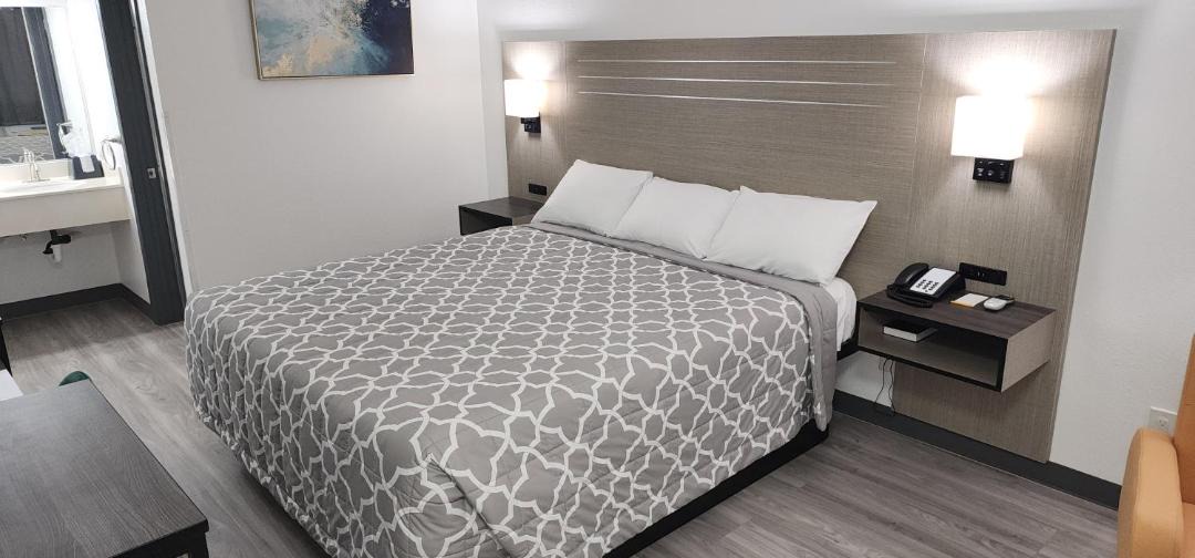 Photo of Bedroom in Banning
