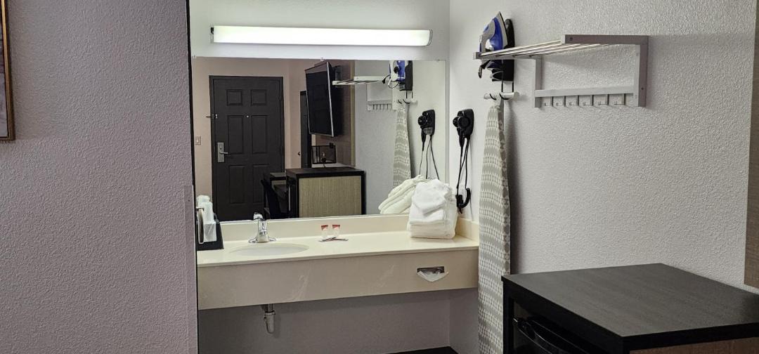 Photo of Bathroom in Banning
