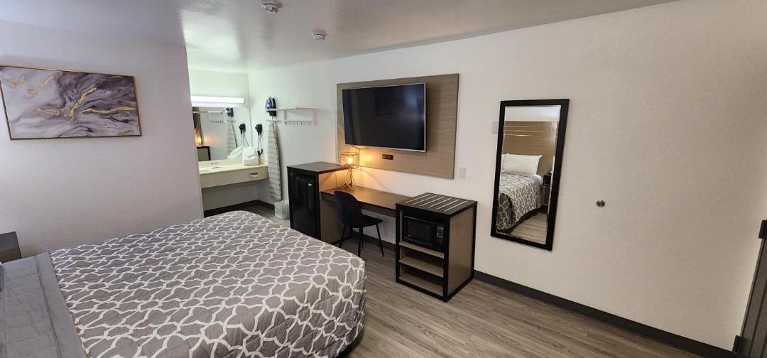 Photo of Bedroom in Banning