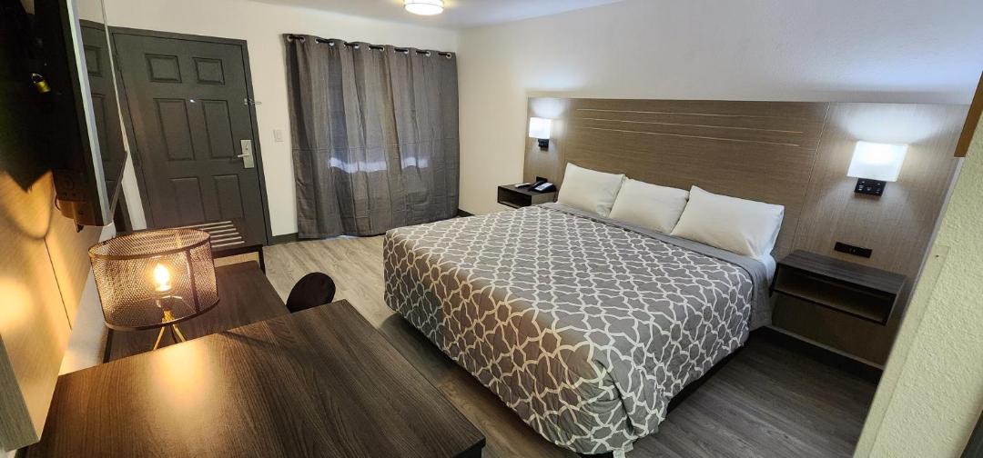 Photo of Bedroom in Banning