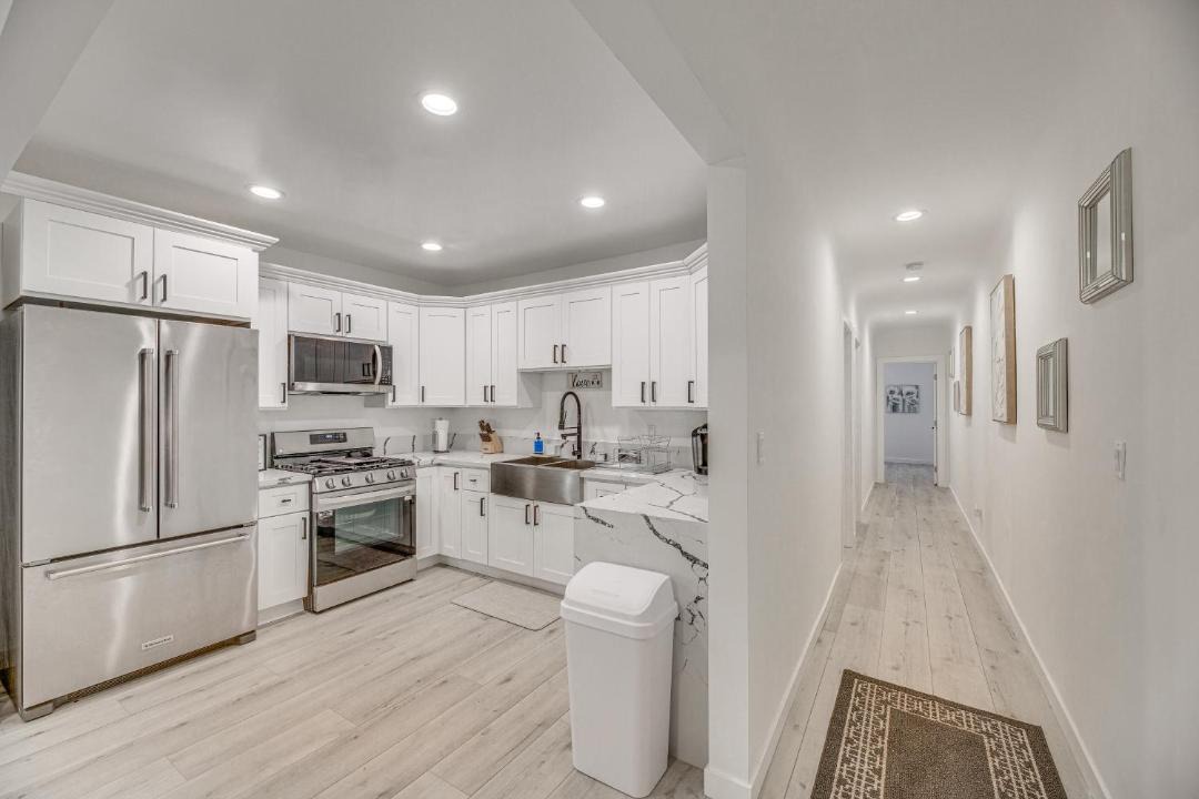Photo of Kitchen in East Los Angeles