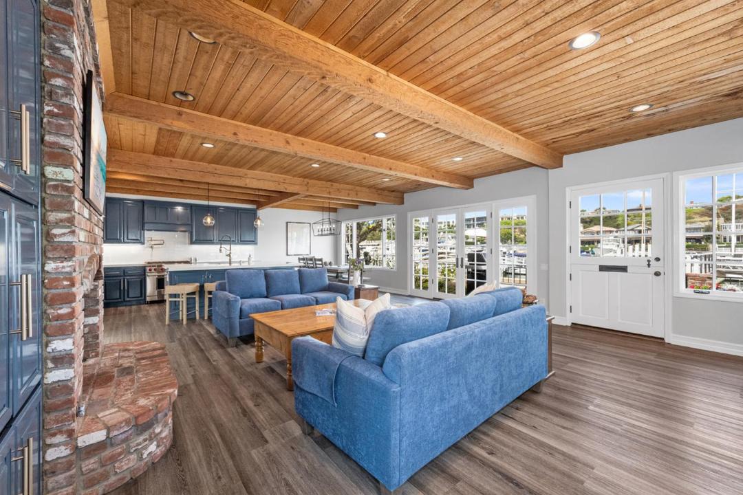 Photo of Livingroom in Newport Beach
