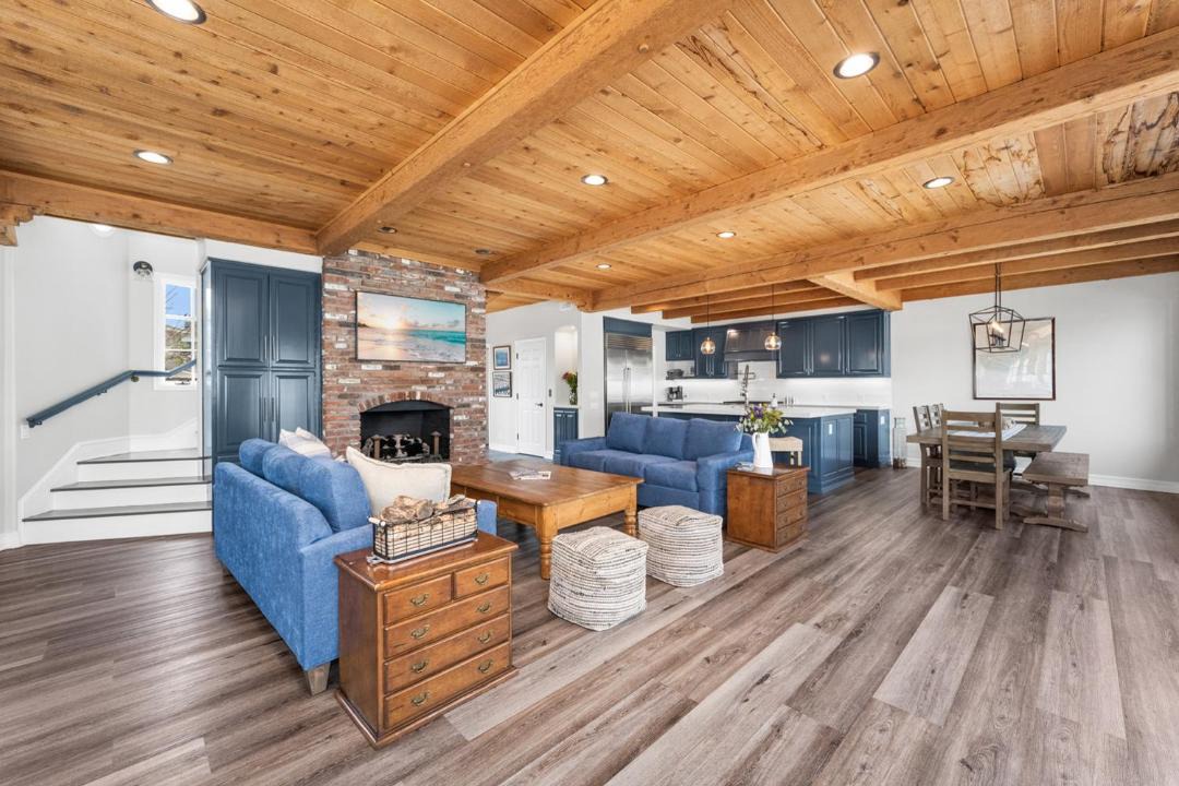 Photo of Livingroom in Newport Beach