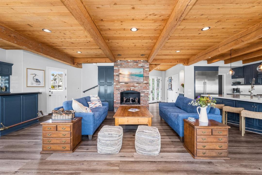 Photo of Livingroom in Newport Beach