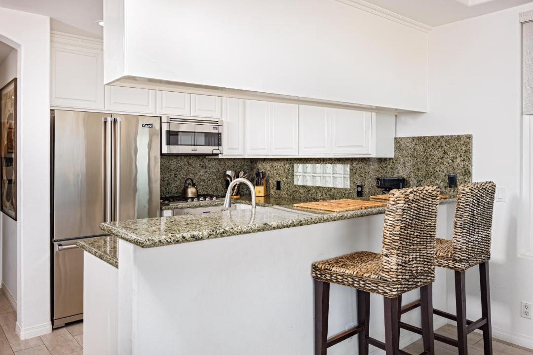 Photo of Kitchen in Balboa Peninsula