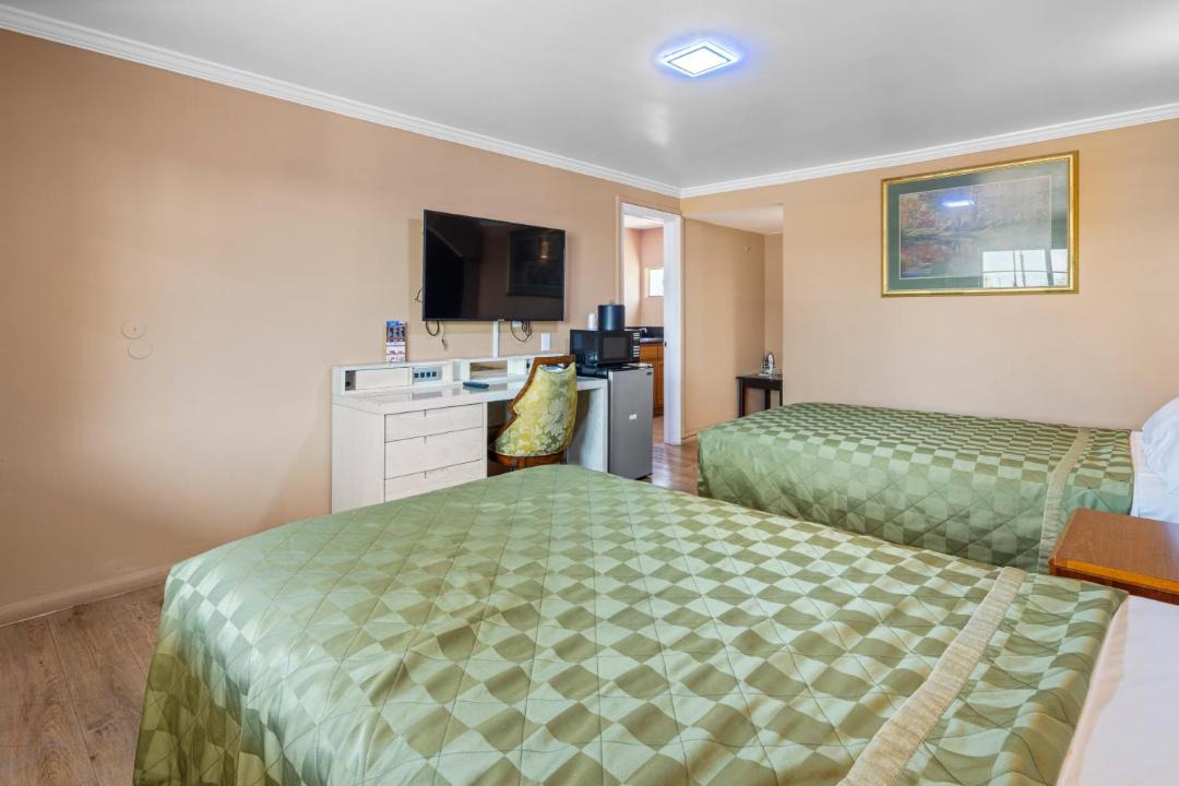 Photo of Bedroom in Orange