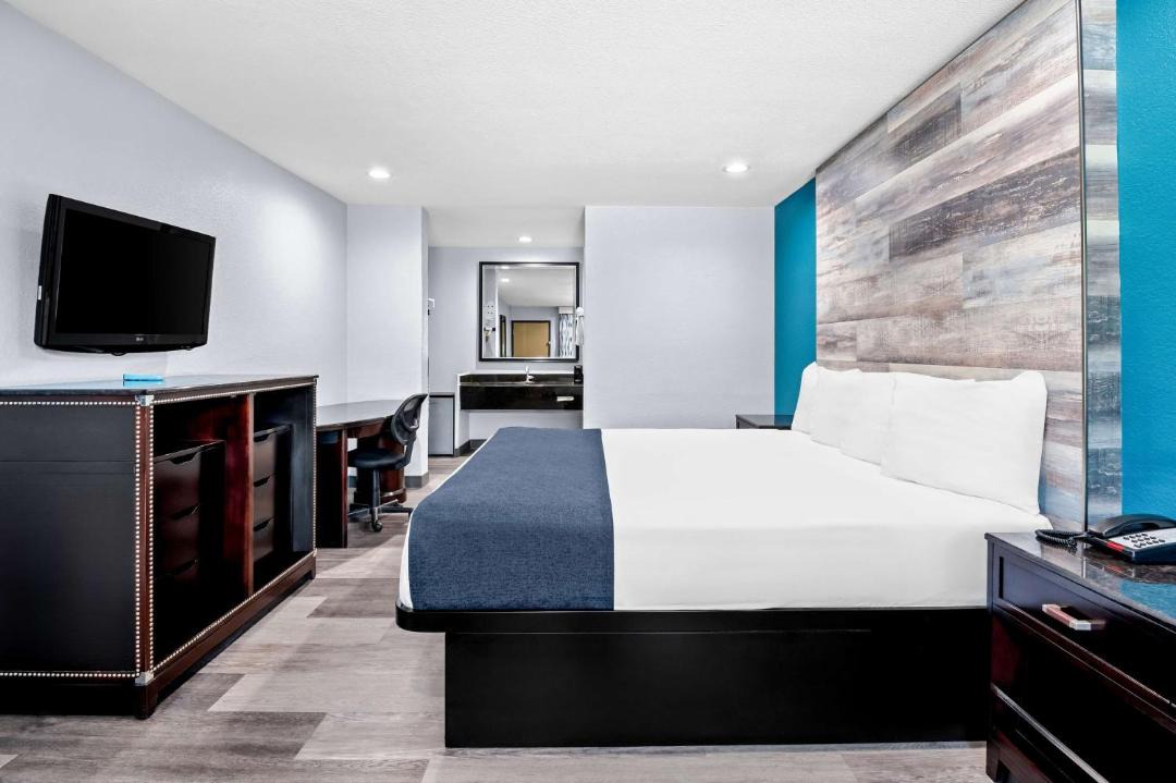 Photo of Bedroom in Buena Park