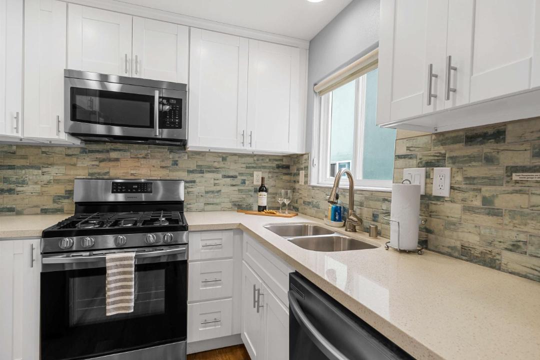 Photo of Kitchen in Central Mission Beach