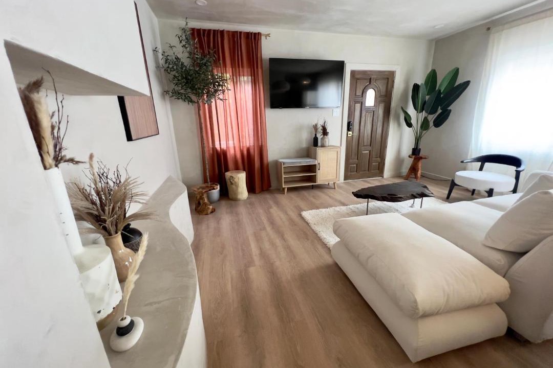 Photo of Livingroom in Hollywood