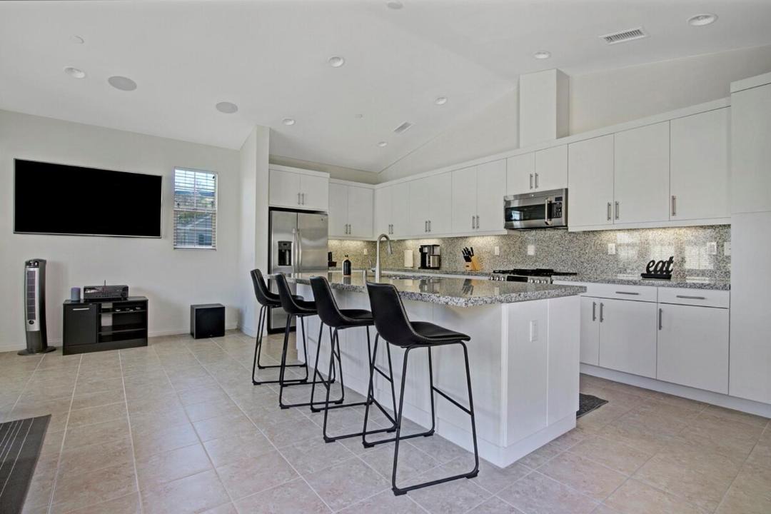 Photo of Kitchen in Ivey Ranch - Rancho Del Oro