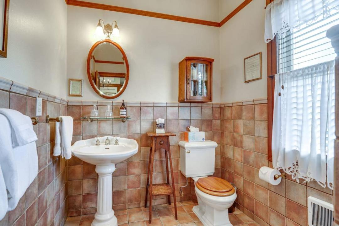 Photo of Bathroom in Sutter Creek