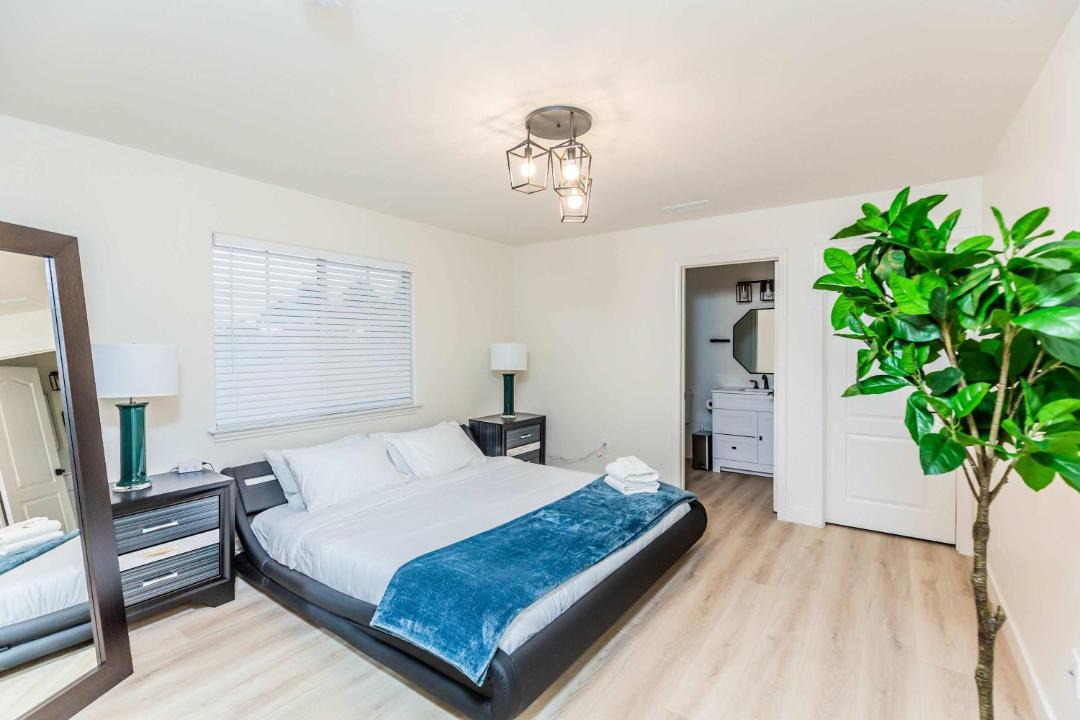 Photo of Bedroom in East Pasadena
