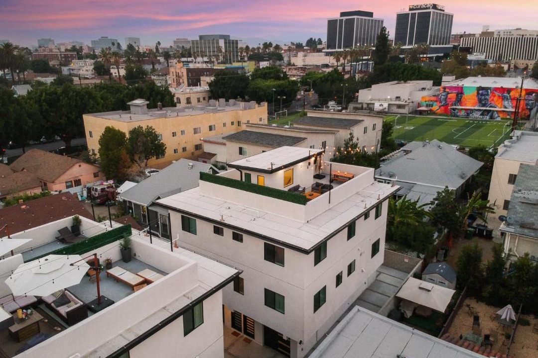 Photo of Buildings in Pico-Union