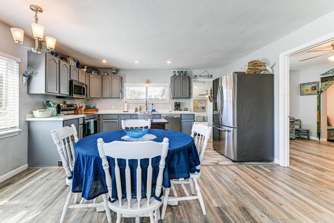 Photo of Kitchen in Crescent City North