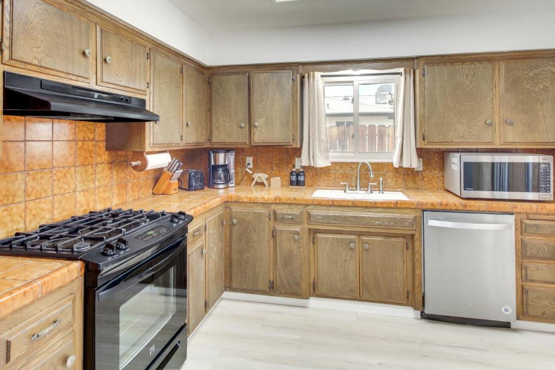 Photo of Kitchen in Ridgecrest
