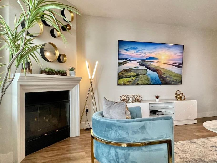 Photo of Livingroom in Westwood