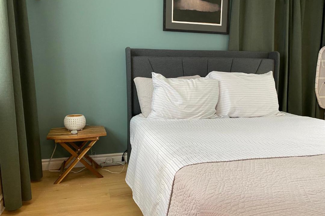 Photo of Bedroom in Pasadena