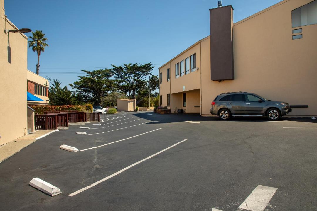 Photo of Others in Munras Avenue