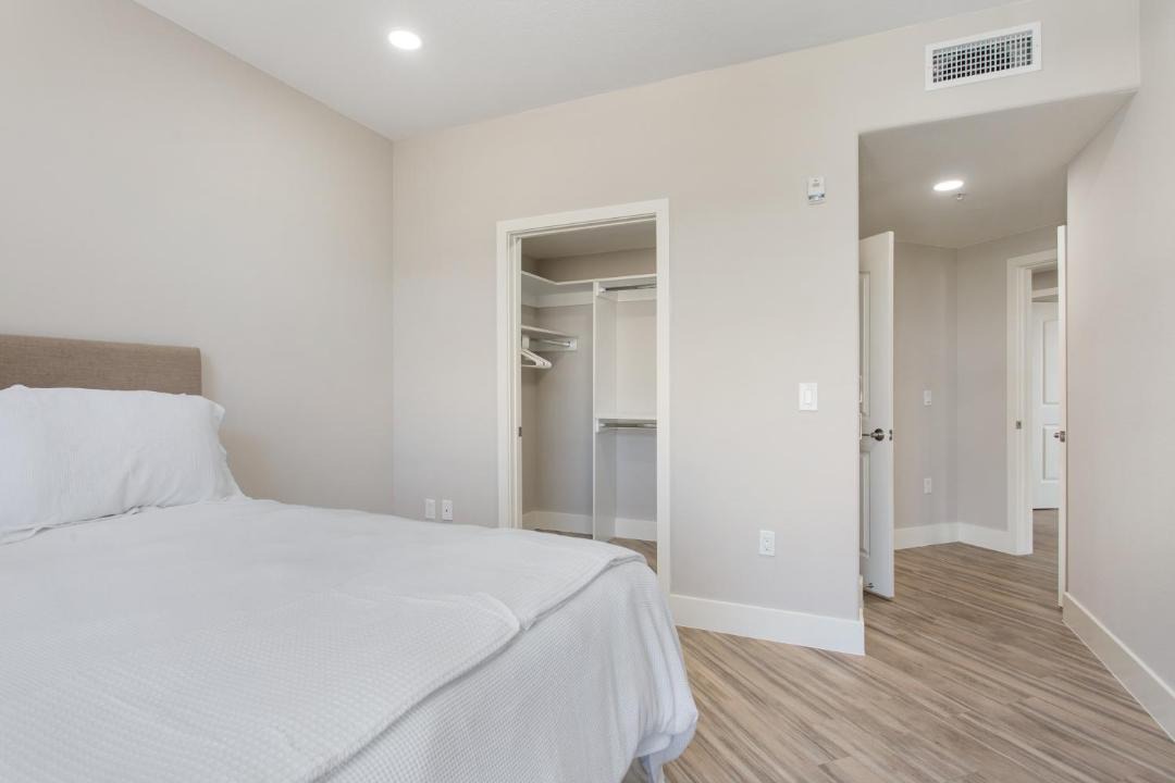 Photo of Bedroom in La Brea