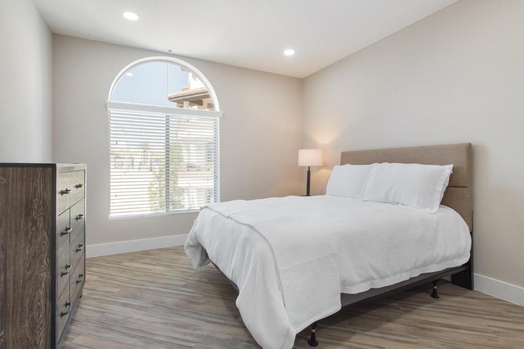 Photo of Bedroom in La Brea