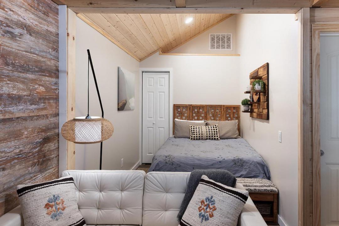 Photo of Bedroom in Arrowhead Villas