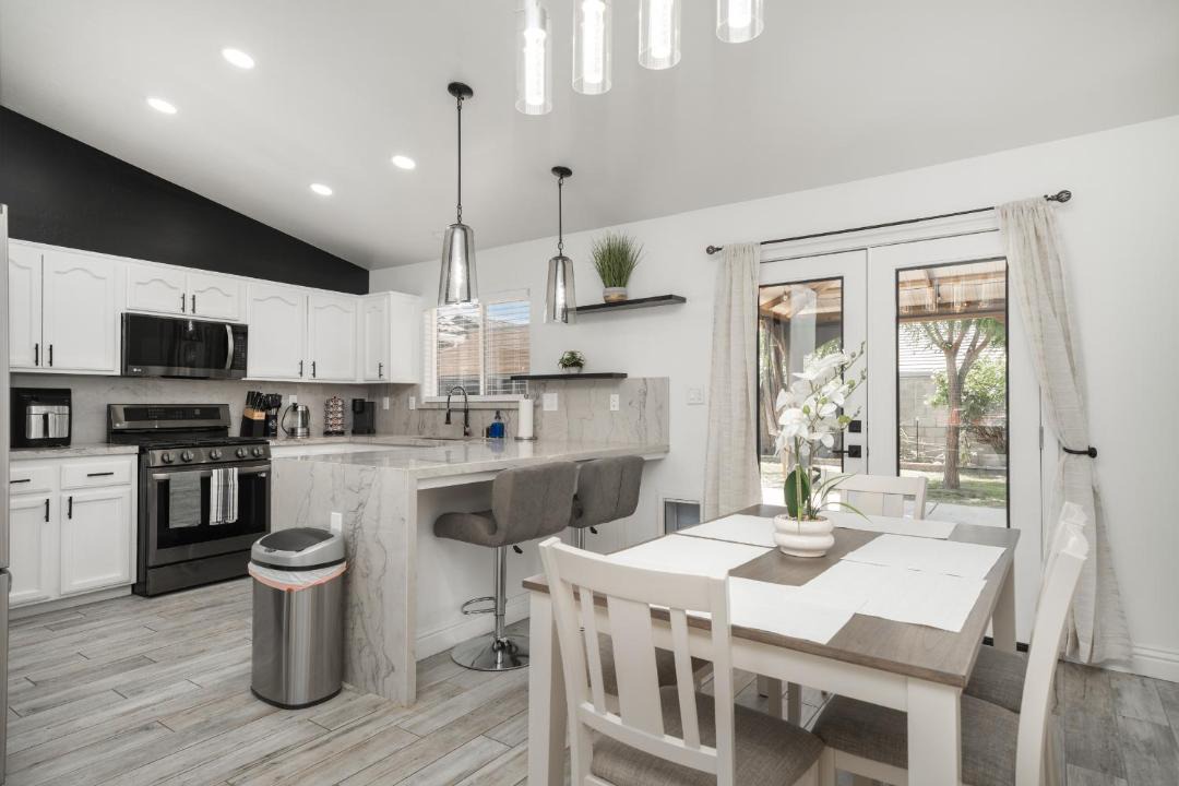 Photo of Kitchen in Pumpkin Center