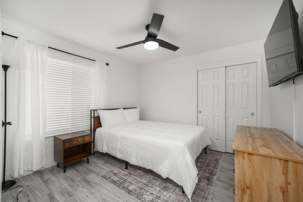 Photo of Bedroom in Pumpkin Center