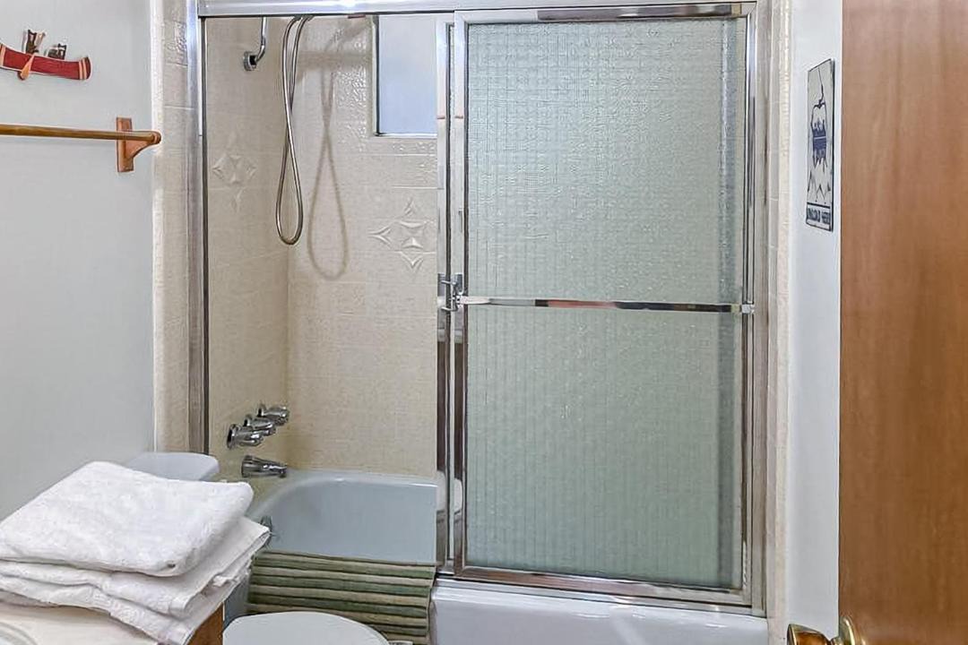 Photo of Bathroom in Cedar Glen