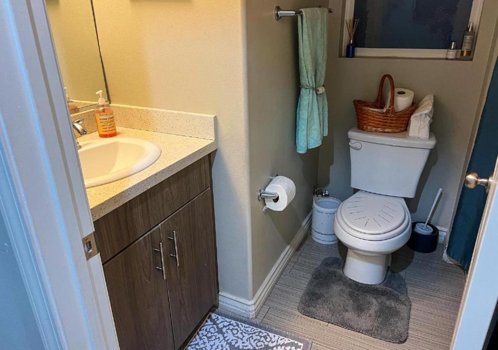 Photo of Bathroom in Sylmar