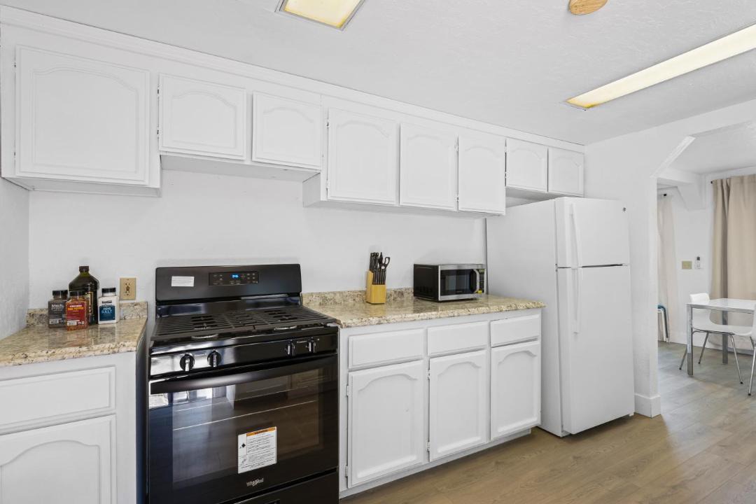 Photo of Kitchen in San Tomas