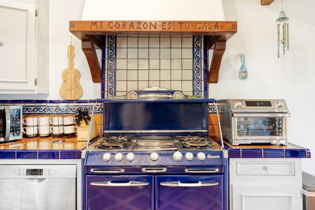 Photo of Kitchen in Studio City