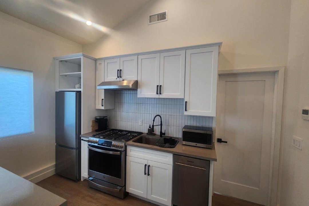 Photo of Kitchen in Ladera Heights