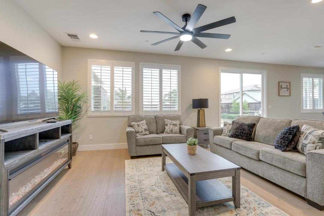 Photo of Livingroom in Roseville