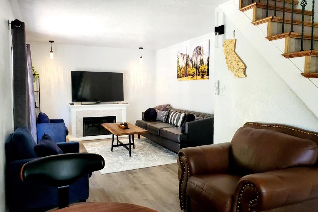 Photo of Livingroom in Oakhurst