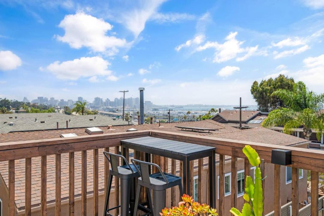 Photo of Patio Balcony in Mission Hills