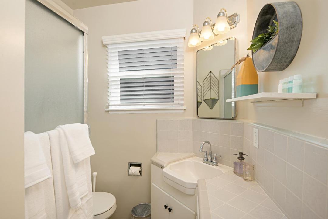 Photo of Bathroom in Balboa Island