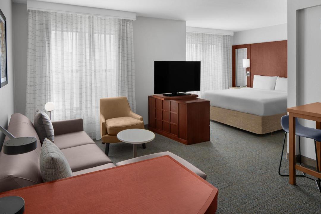 Photo of Bedroom in Downtown Burbank