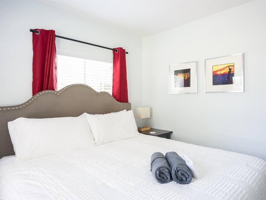 Photo of Bedroom in Fullerton