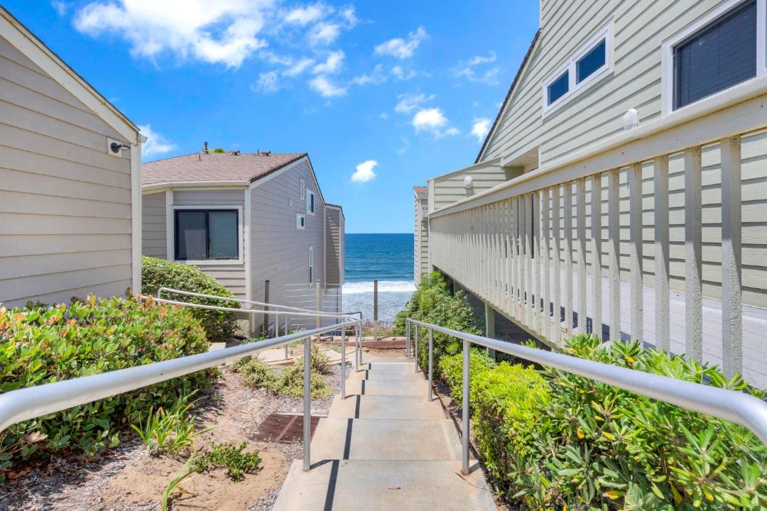 Photo of Others in Leucadia