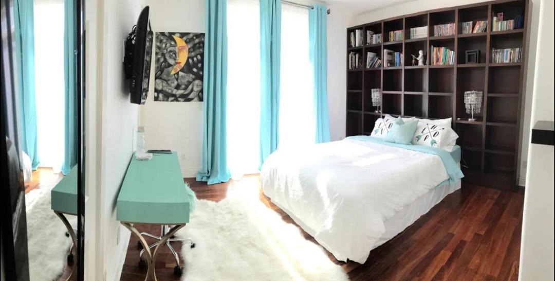 Photo of Bedroom in Studio City