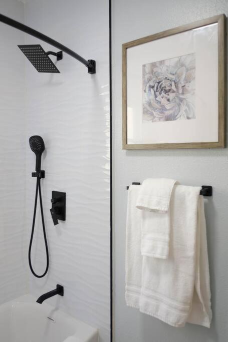 Photo of Bathroom in Pasadena